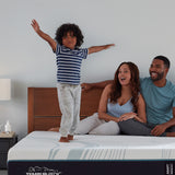 Tempur-Pedic® TEMPUR-Adapt® 2.0 Medium-Hybrid Mattress- $300 Gift With Purchase